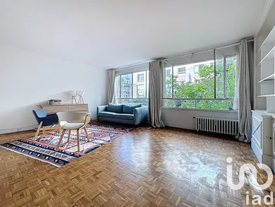 Apartment at Paris (75016)