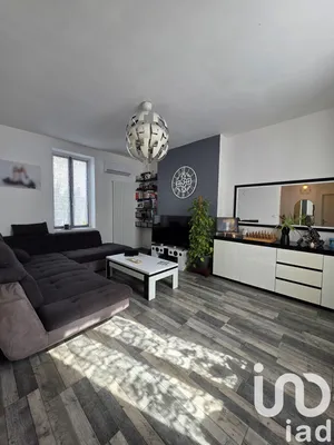 House at Moulins (03000)