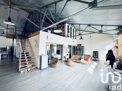 House at La Rochelle (17000)