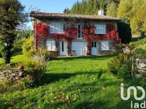 Maison à Champétières (63600)