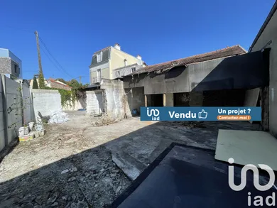 Townhouse at Montreuil (93100)