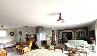 Traditional house at Saint-Georges-de-Montclard (24140)