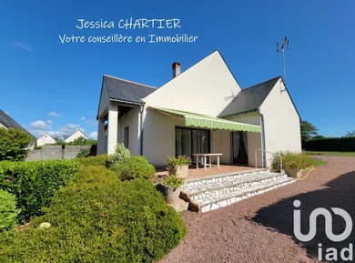 Detached house in Varrains (49400)