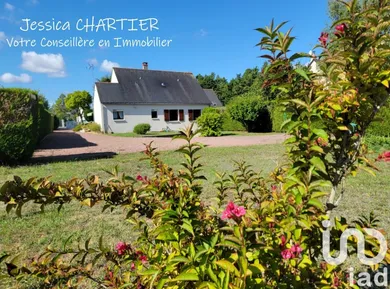 Detached house in Varrains (49400)