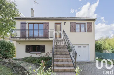 House at Rosny-sous-Bois (93110)