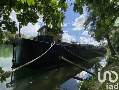 Barge in Saint-Fargeau-Ponthierry (77310)