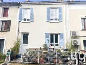 Maison à Saint-Ouen-sur-Morin (77750)