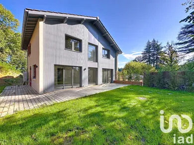 Maison à Charbonnières-les-Bains (69260)