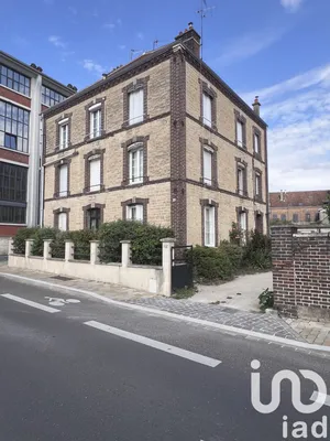 Apartment at Troyes (10000)