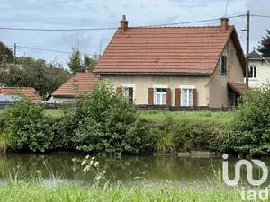 House at Diou (03290)