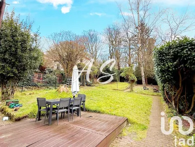 Terrain à Verrières-le-Buisson (91370)