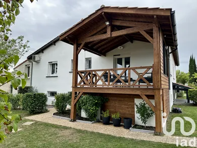 Traditional house in Monflanquin (47150)