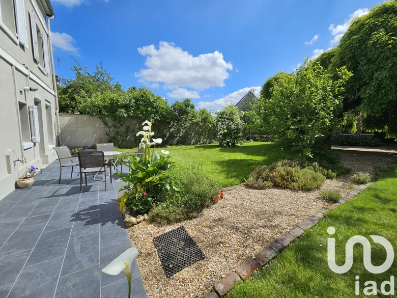 Maison 10 pièces 179 m² · à Le Neubourg · 179 m² · 365 000 €