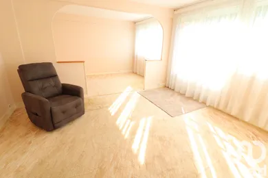 Apartment in avon (77210)