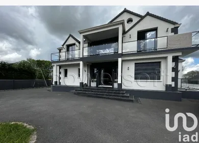 Maison d'architecte à Grand Bourgtheroulde (27520)