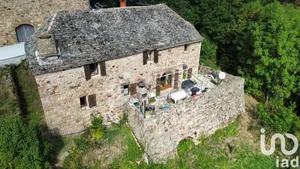 Maison de campagne à Saint-Martial (07310)