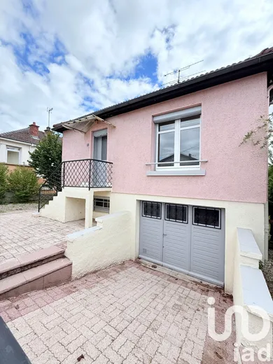 Traditional house in Nogent (52800)