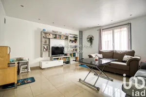 House in Saint-Ouen-l'Aumône (95310)