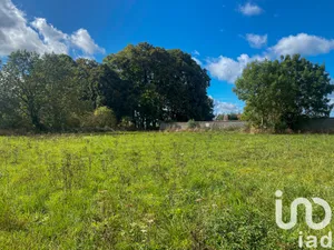 Building plot at Burey (27190)