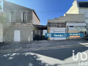 Townhouse at Montreuil (93100)