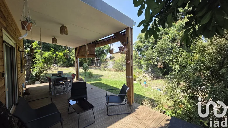 Terrain à bâtir à LA RIVIERE (97421) · à Saint-Louis · 248 400 €