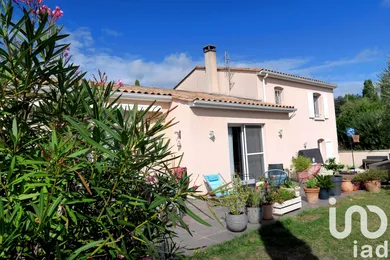 Maison d'architecte à Chauvigny (86300)