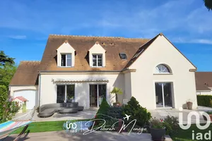 Maison à Breuil-Bois-Robert (78930)