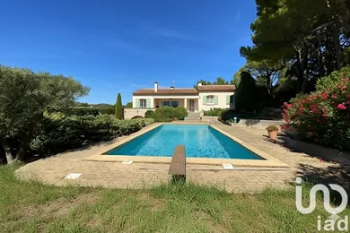 House at Eyguières (13430)