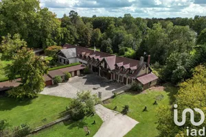 Demeure à Ozoir-la-ferriere (77330)