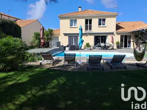 Maison d'architecte à Saint-Mathurin (85150)