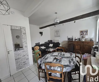 House in Solesmes (59730)
