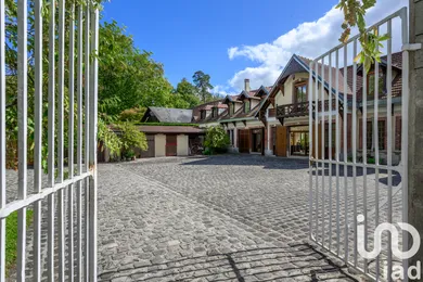 Demeure à Ozoir-la-ferriere (77330)