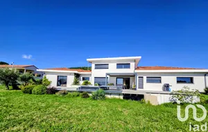Maison à Saint-Clair (07430)