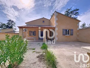 Maison à Roussillon (84220)