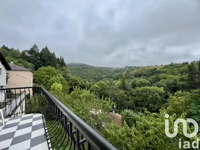 Maison à Le Chambon-Feugerolles (42500)