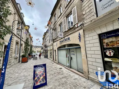 Building at Compiègne (60200)