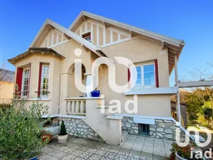 House in Varennes-Jarcy (91480)