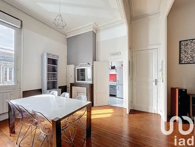 Apartment at Bordeaux (33800)