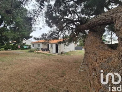 House in Saint-Vincent-sur-Jard (85520)