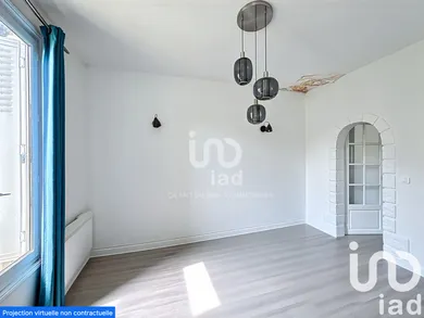 House at Sevran (93270)