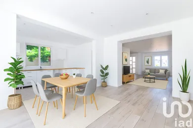 Traditional house at Draveil (91210)