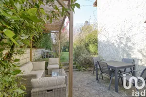 Maison à Saint-Maximin (60740)