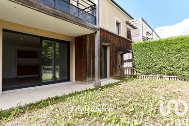 Apartment at Plaisir (78370)