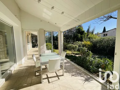 Traditional house in Six-Fours-les-Plages (83140)