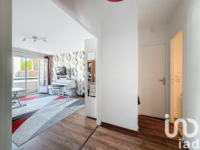 Apartment in Poissy (78300)