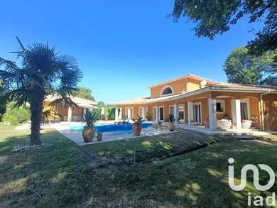 House at Saint-Laurent-Médoc (33112)