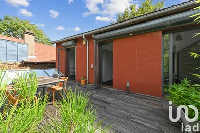 Townhouse at Ivry-sur-Seine (94200)