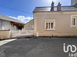 Maison de village à Voutré (53600)