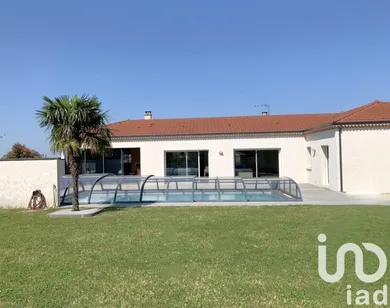 House at Préaux (07290)