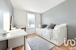 Traditional house in Serris (77700)